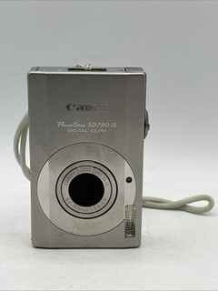 Canon Powershot SD790 IS 10.0MP Digital Camera with Battery Case