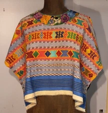 Mostly seda (rayon) Matrimonial Huipil Quetzaltenango Xela Brocade Embroidery