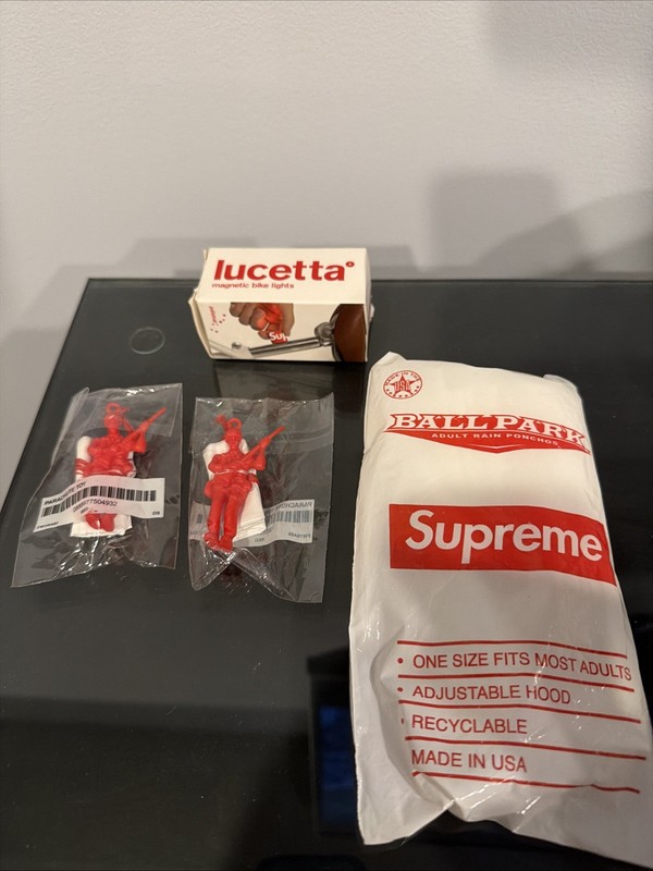 Supreme Lot Parachute Toy Red + Lucetta Bike Lights + Ballpark Poncho SS20 New