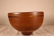 Exquisite Ryan Mennealy Original Glass Bowl - 10" Wide, 7" High - Mint Condition