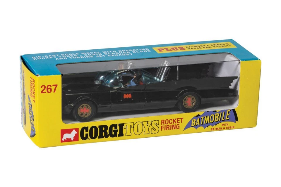 Corgi RT26701 Batmobile with Batman & Robin - Image 2 of 2