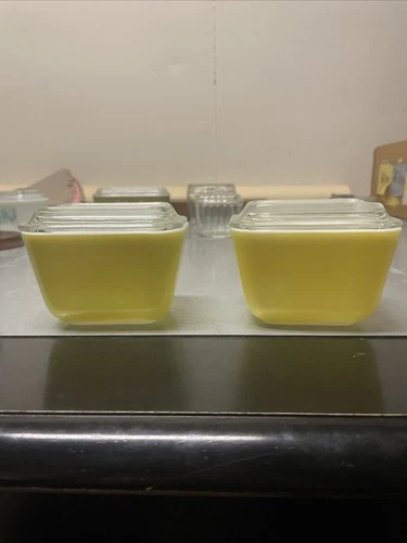 TWO Vintage PYREX Yellow And Green Refrigerator Dishes 501B 1-1/2 Cup With Lids