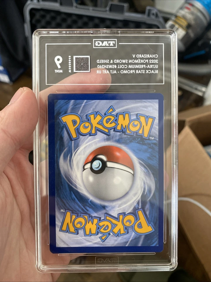 Charizard V SWSH260 SWSH: Sword & Shield Promo Cards Holo - Image 2 of 2