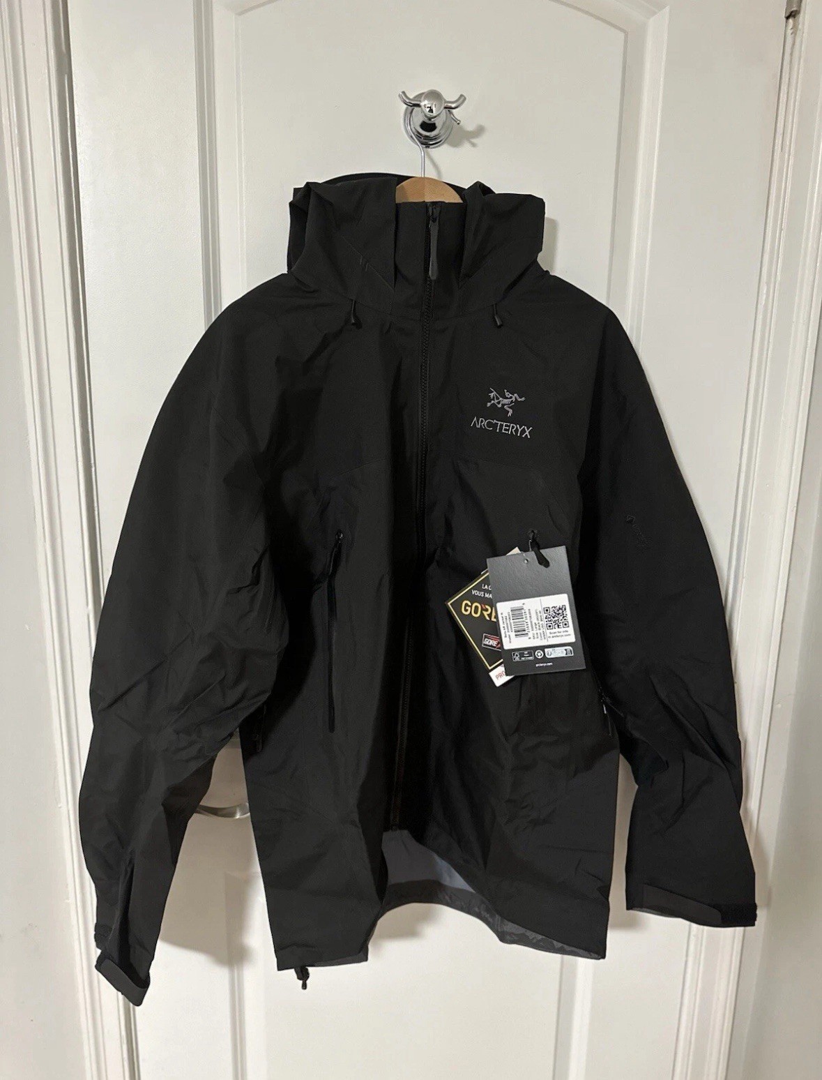 Giacca Arc'teryx Beta AR 'Nera' nuova con etichetta di colore piccolo ($600)