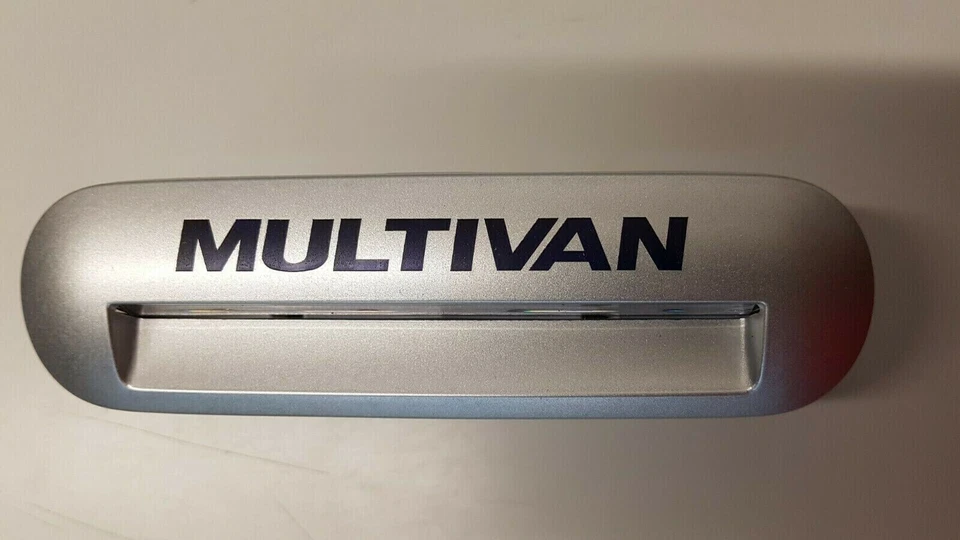 Iluminación de entrada original VW - 7E5947415J 72A - MULTIVAN -Dick- T5 T6 - Imagen 2 de 4