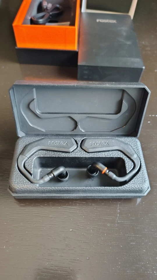 Auriculares estéreo inalámbricos verdaderos Fostex AMS-TM-2 Foto 2 de 3