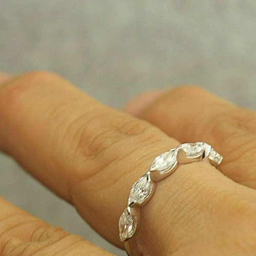 1.70 Ct Marquise Cut Diamond Lab-Created Engagement Ring 925 Sterling Silver - Picture 2 of 4