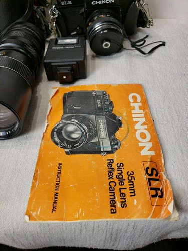 Chinon Made In Japan SLR 35mm Camera W/ F=50 MM lens+205mm Lens - Picture 2 of 21