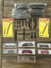 LOT 1-MONON TRAIN  5 ATLAS TRAINS  TRACKS 100 Pieces 