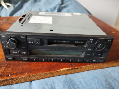 Original Volkswagen Gamma Radio VWZAZ3E2343810