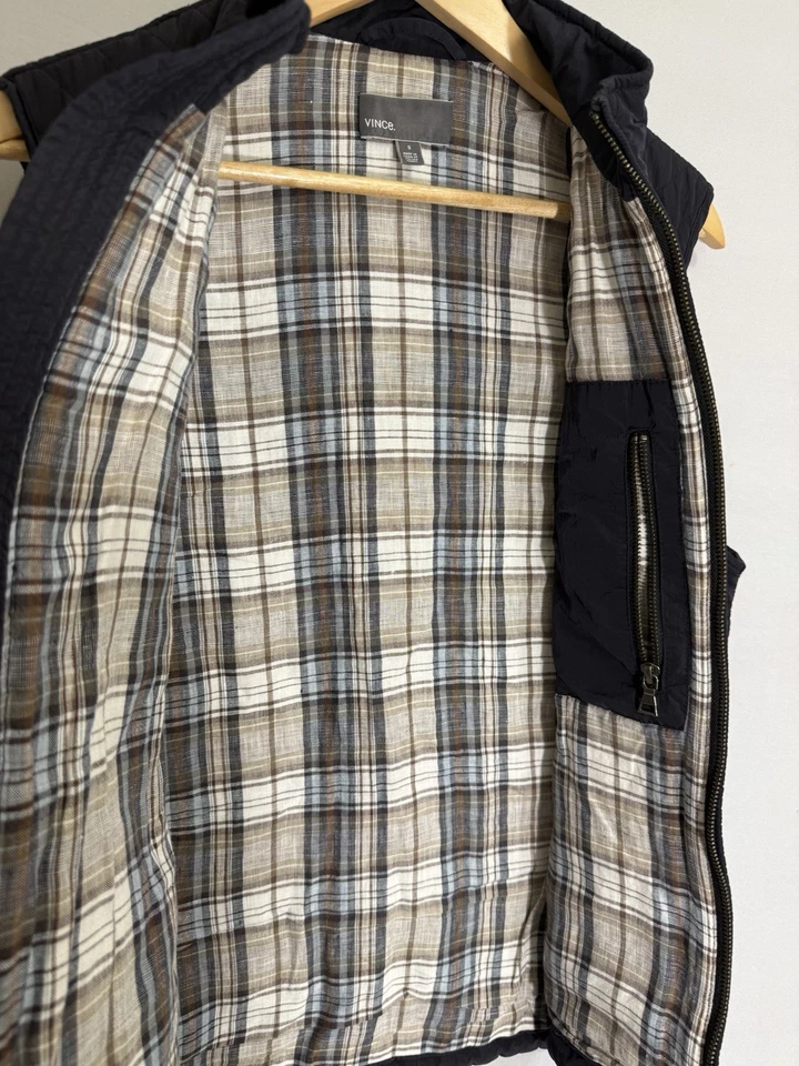 Chaleco acolchado Vince para hombre forrado a cuadros negro tela italiana cremallera talla S gama alta Foto 3 de 4