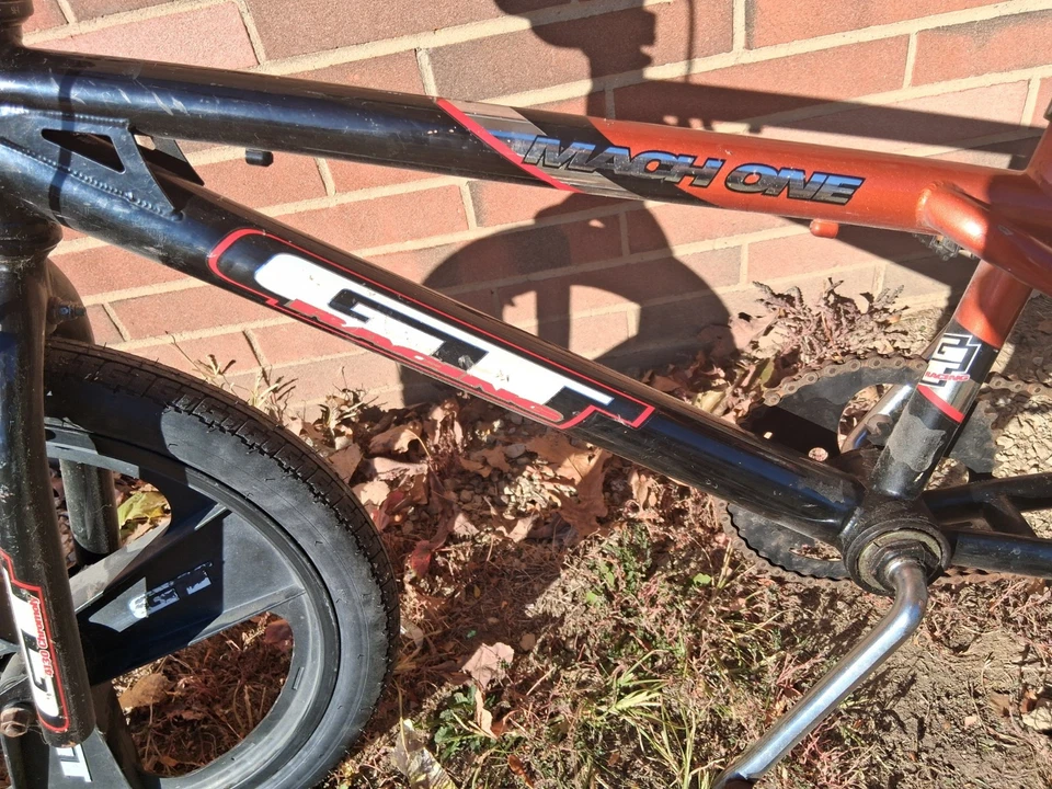 Bicicleta BMX Mid-School Dyno GT Mach One 2000 20" Foto 2 de 3