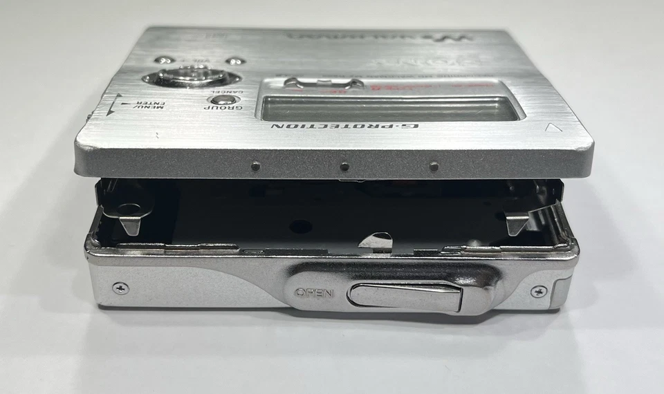 Sony MZ-R909 Silver Recording MiniDisc MD Walkman | Tested Working - Bild 4 von 4