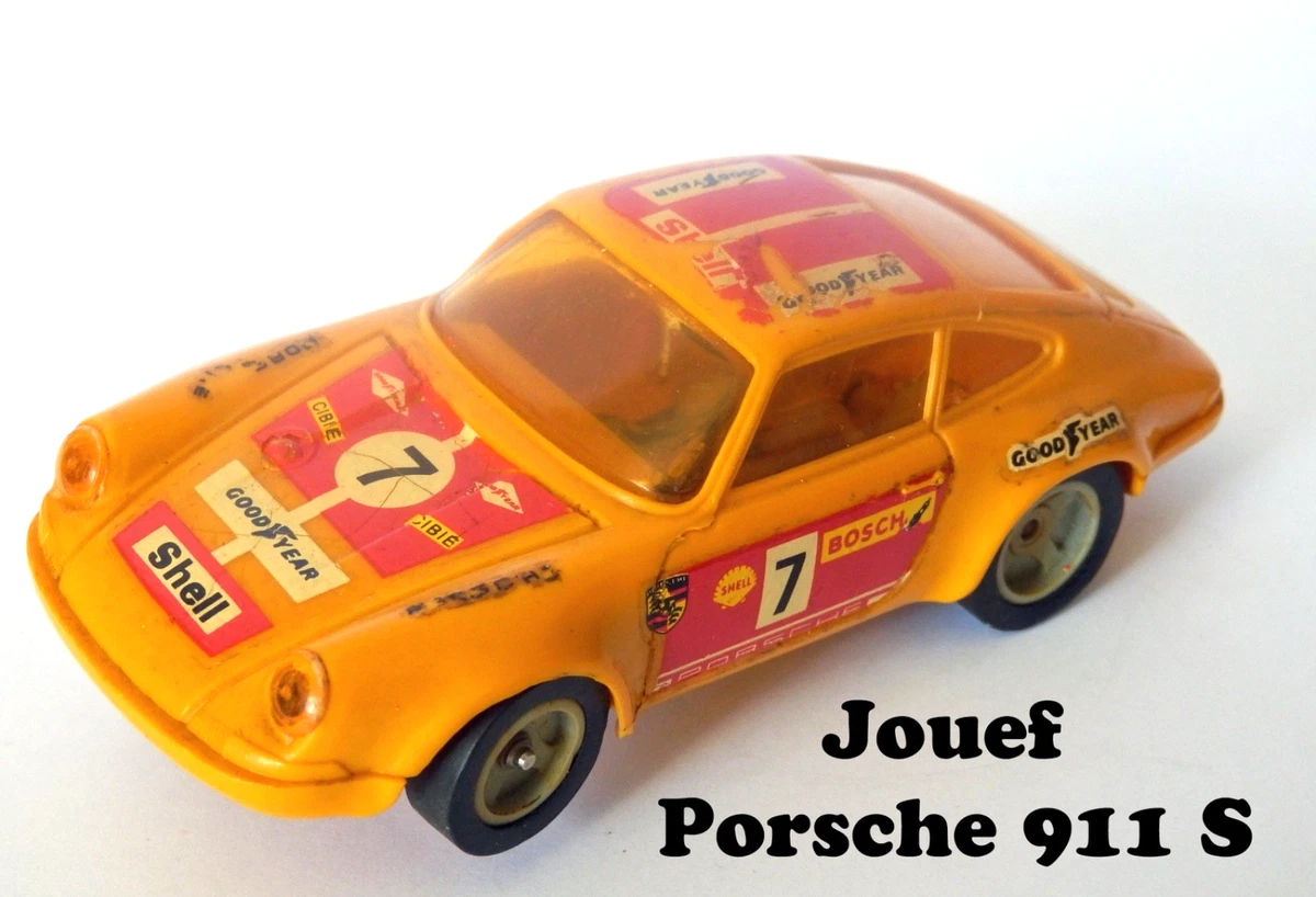 La Jaguar E Hard-top en miniature pour circuit Jouef au 1/40e incomplète