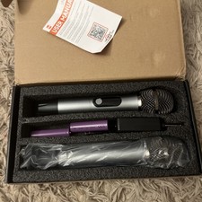 2 piece wireless microphones with 2 batterys. Plug and play 40 hours of battery