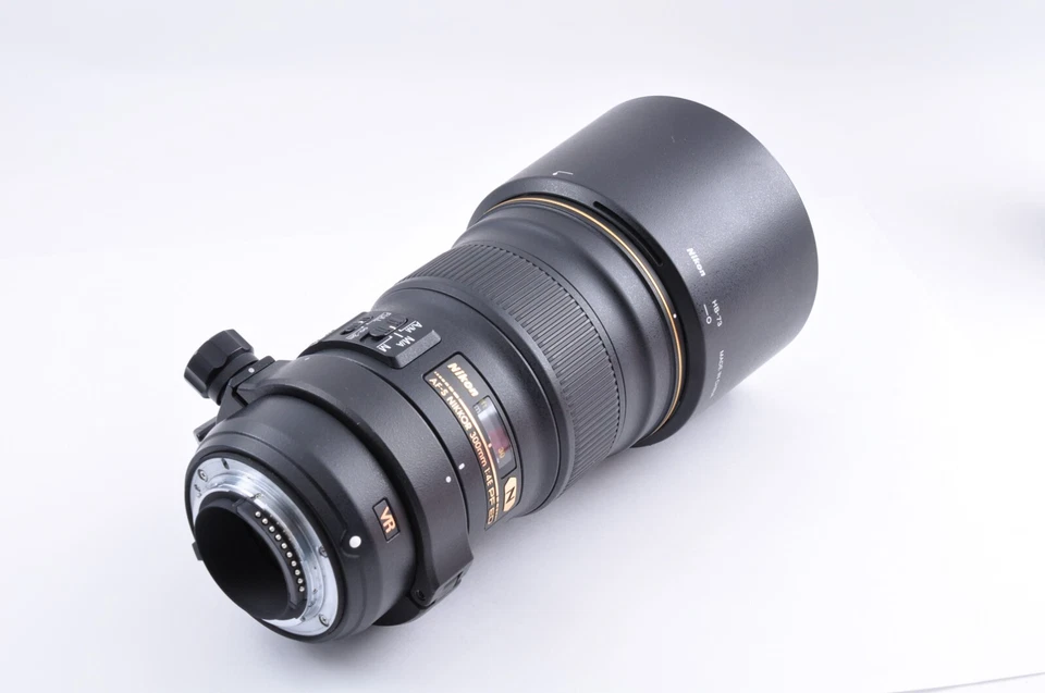 Near mint Nikon AF-S NIKKOR 300mm F/4E VR PF ED Lens From Japan #9045 - Image 3 of 4