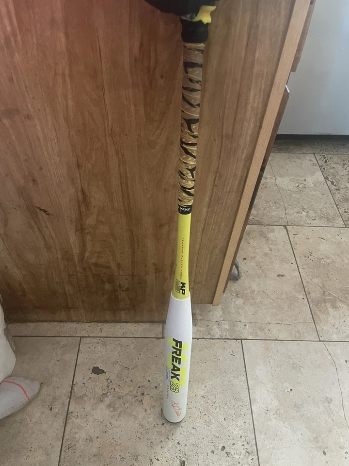 Bate de softbol lanzamiento lento 2022 Miken Freak KP23 Kyle Pearson (28) MKP22U nuevo Foto 3 de 4