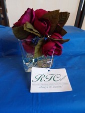Artificial Silk Red Roses Flower Arrangement in Clear Vase w/Faux Water