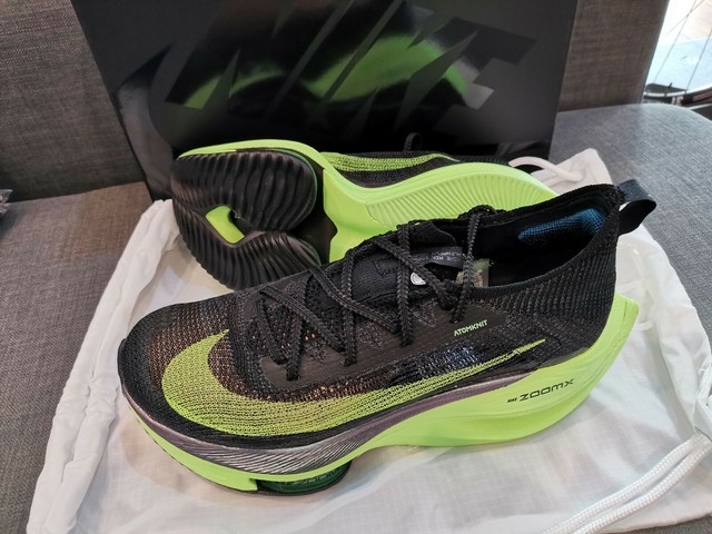 nike women's racing shoes