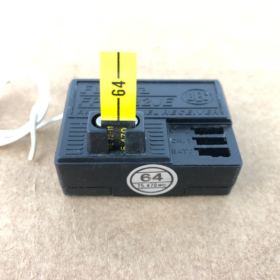 FUTABA FP-R122 JE Receiver AM 2 Channel 75.47 MHz # 64 Vintage RC Car Truck - Image 2 of 3