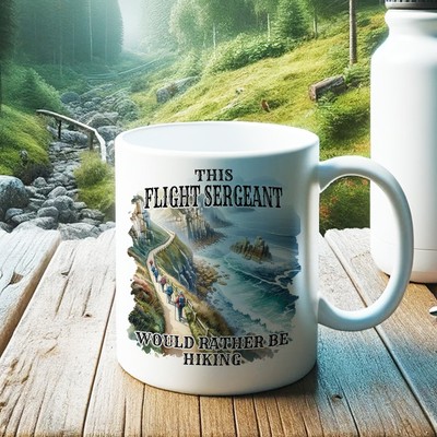 Nature Escape - FLIGHT SERGEANT EHER WANDERN Tasse - Von Wanderern geliebt - Premium