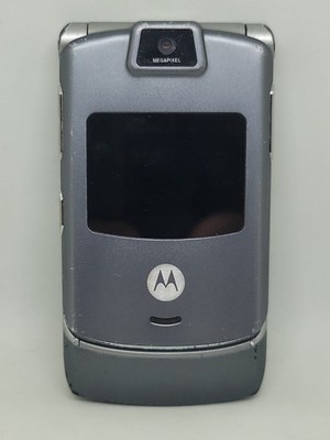 Motorola RAZR V3m Verizon Flip Phone Silver Powers on Works Untested Needs Chrgr