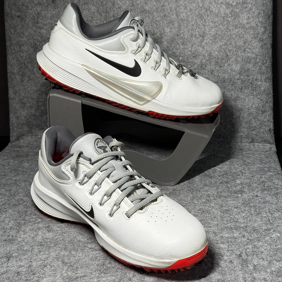 Zapatos de golf Nike Victory Pro 4 - talla 6,5/7 para hombre (8/8,5 para mujer) - usados 1 ronda Foto 3 de 4