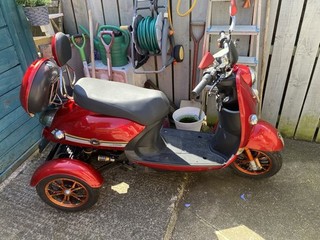 Green Power Unique500 3 Wheel Electric Mobility Scooter 8mph Red