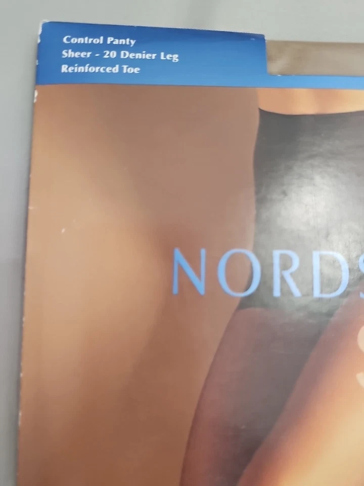Panty Nordstrom Sheer Control D Mediano Beige Puntera Reforzada Nuevo Foto 3 de 4