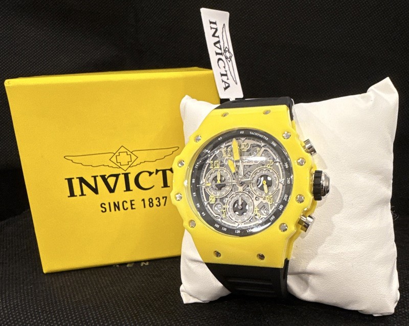 Invicta Men’s Quartz Chronograph Tachymeter Watch Yellow Case Black Strap Box