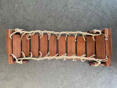 Wooden Wall-Mounted Cat Bridge