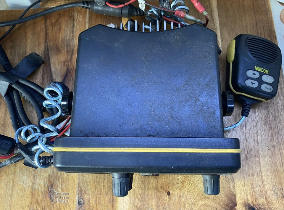 VHF DSC Marine Radio working but requires new cable see