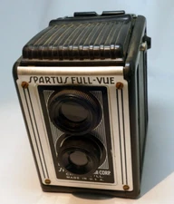 Spartus 120 TLR Camera Full-Vue made in USA vintage
