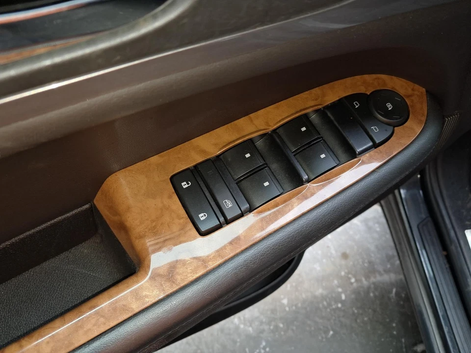 Depósito de líquido de lavadora usado se adapta a: Buick Enclave 2012 grado A Foto 2 de 4