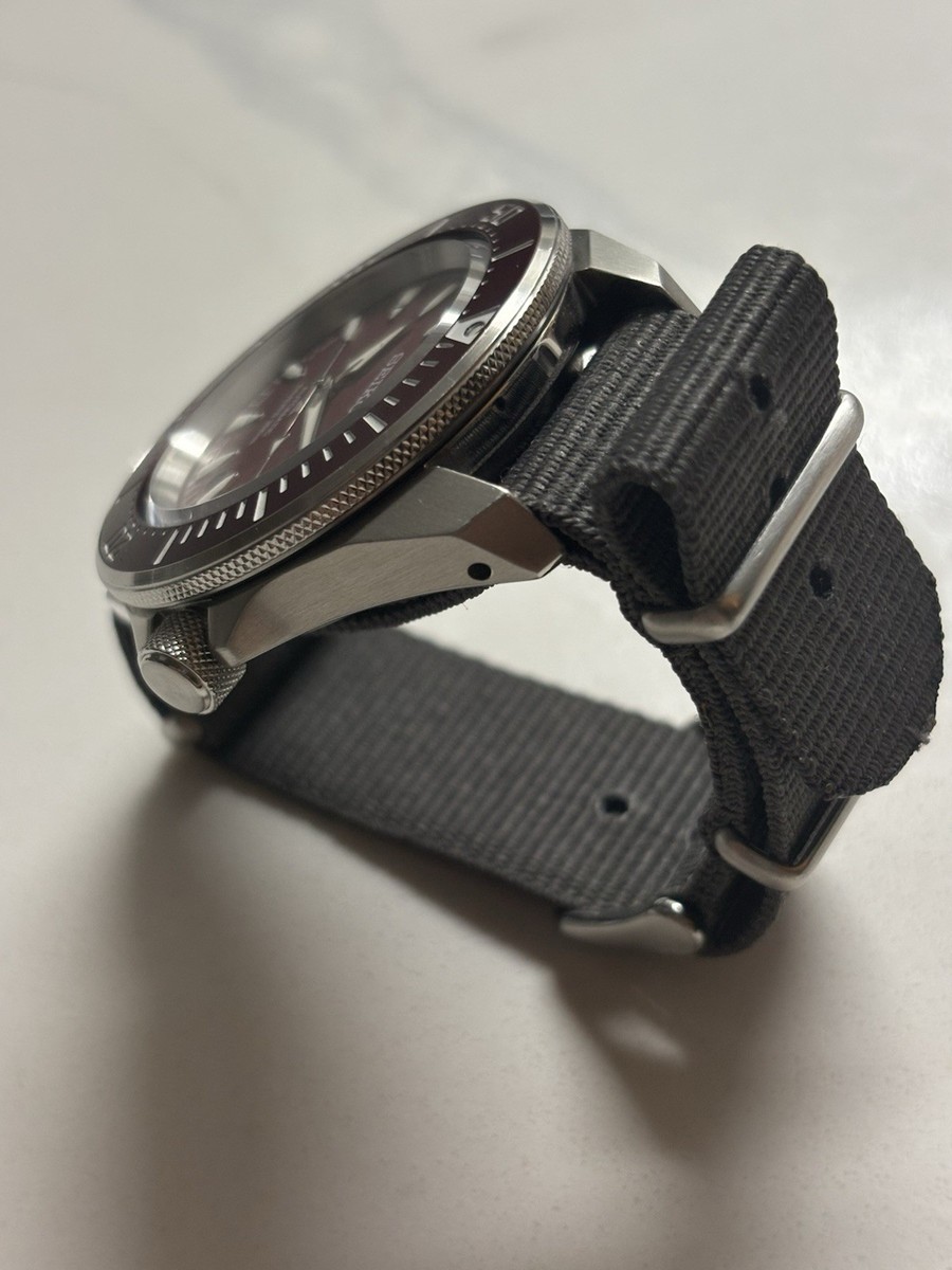 Seiko Samurai SRPL11 with Sapphire Crystal on Seiko nato strap View 4