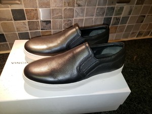 vince black slip on sneakers