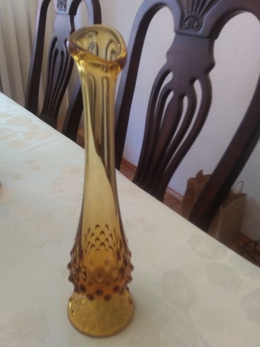Fenton Art Glass Bud Vase - Bild 2 von 7