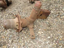 IH IHC RUNNING GEAR RIGH FRONT AXLE SPINDLE ASSEMBLY MCCORMICK DEERING 16583W 63