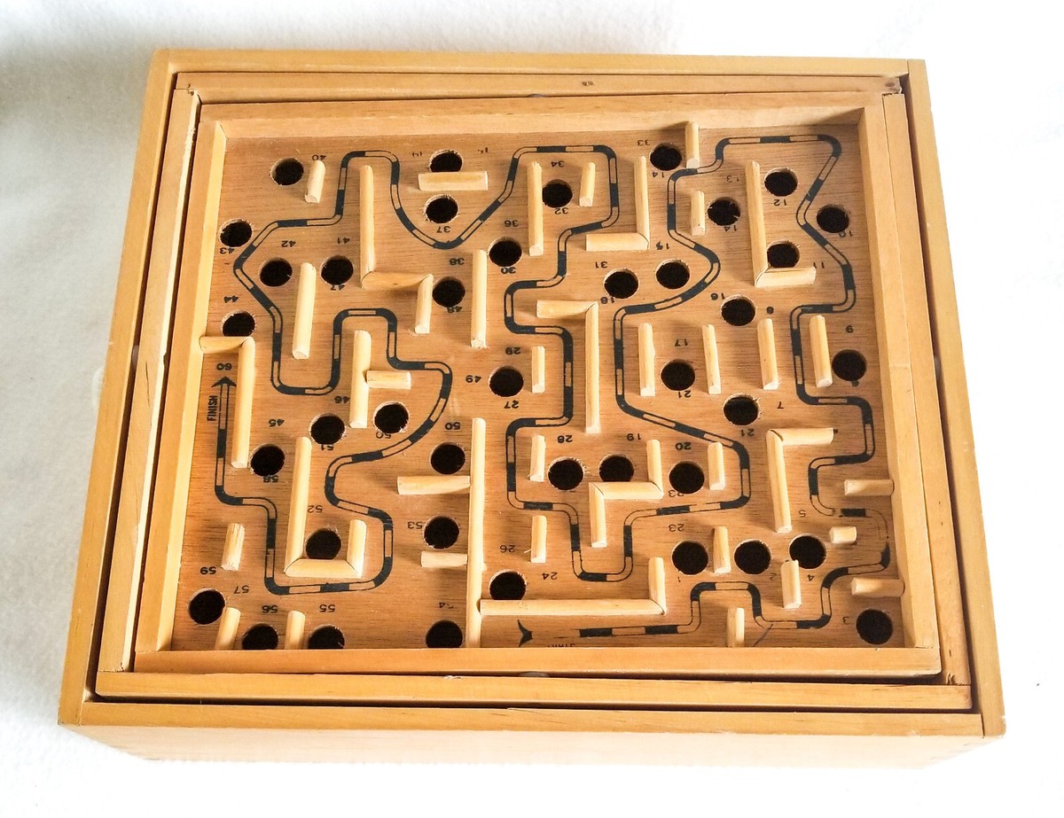 Labyrinth Tilt Maze Game 11 1/4