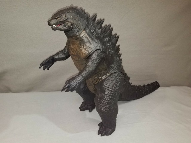 godzilla 24 big action figure