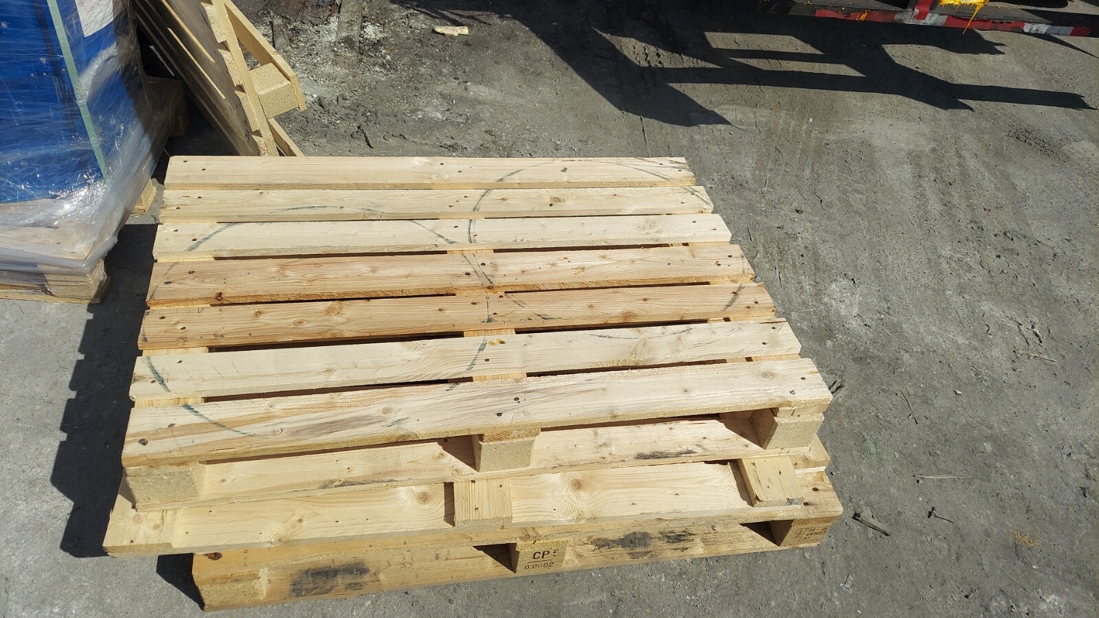900 each for big wooden pallet. 600 each for small wooden pallets