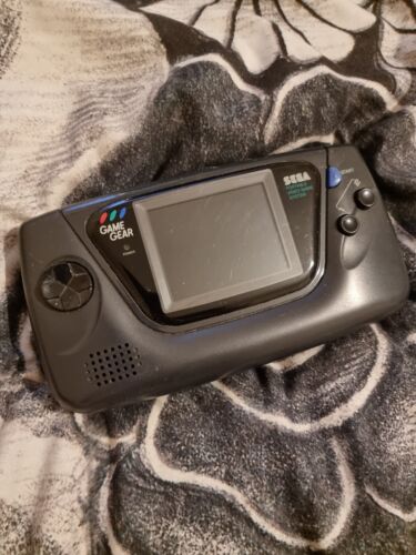 🔥 SEGA Game Gear Console 🔥 seems like has low volume but not sure (free game)  - Picture 1 of 6
