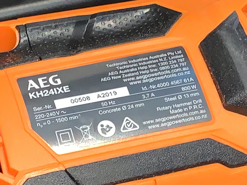 AEG (KH24IXE) 800W SDS+ HEAVY DUTY ROTARY HAMMER DRILL IN HARD CASE ! - Image 4 of 4