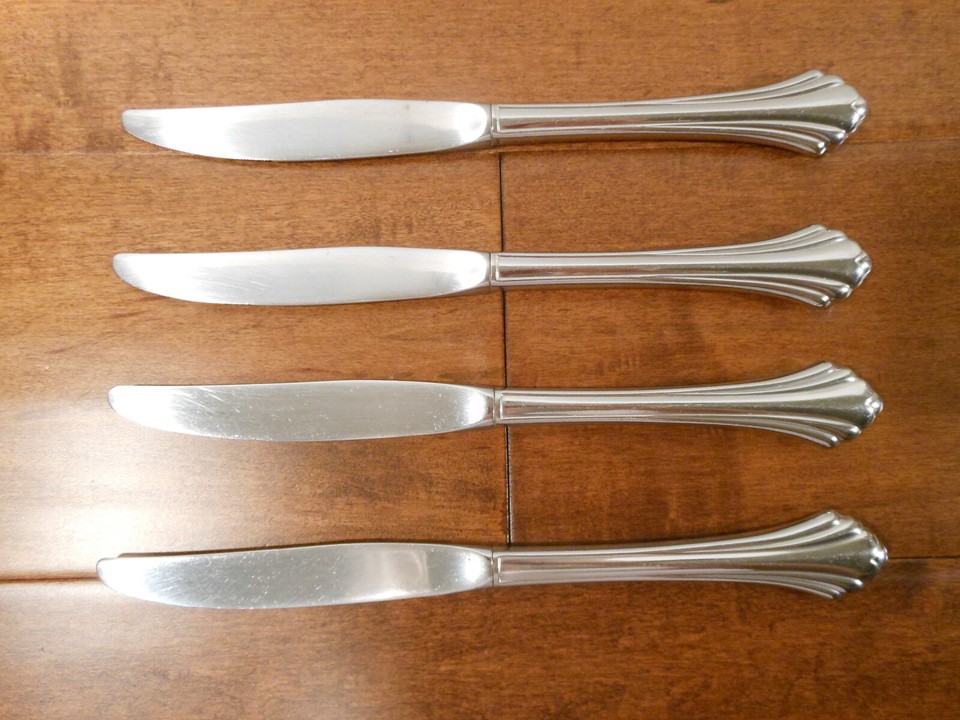 4 ONEIDA USA BANCROFT/FORTUNE GLOSSY STAINLESS STEEL DINNER KNIVES 9" A