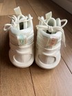 Foto 6 di 8