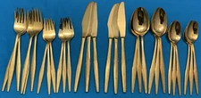 30 Pc Set Vintage FLORENTINE Gold Electroplate Stainless Steel Service for 6