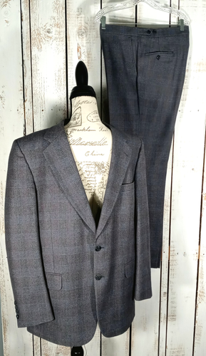 Vintage Burberry 2PC Suit 42R Wool Jacket and Pants Plaid Gray Made in USA