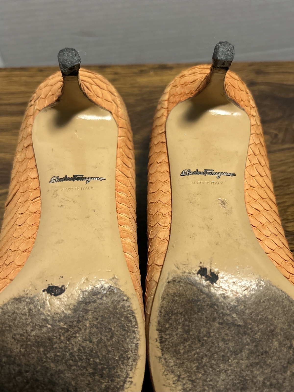 VTG Salvatore Ferragamo Susi Python Pattern Orang… - image 13