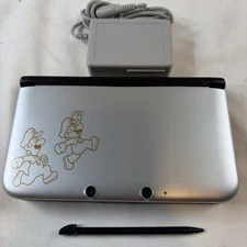 Mario & Luigi Dream Team Nintendo 3DS XL Console W Charger And Stylus US Model