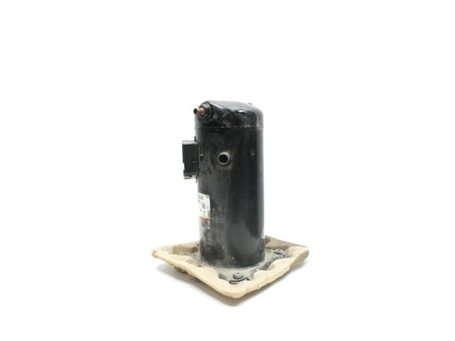 Emerson ZR61KCE-TFD-950 Ac Compressor 460v-ac 3ph 17.34 M3/h 3500rpm - Picture 2 of 5
